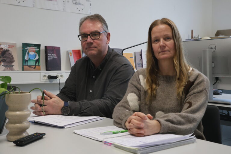 Nestleder for Skolelederforbundet Kongsvingerregionen, Øystein Skoglund og leder for Utdanningsforbundet Kongsvinger, Line Lysen er ikke alltid på samme side i en sak. Men å bevare lærernormen er de klare på.