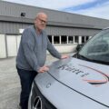 Tom Johnsen merker drivstoffsjokket godt. Transportselskapet Kurér Selskapet får rundt to millioner kroner i økte kostnader etter den kraftige prisoppgangen.