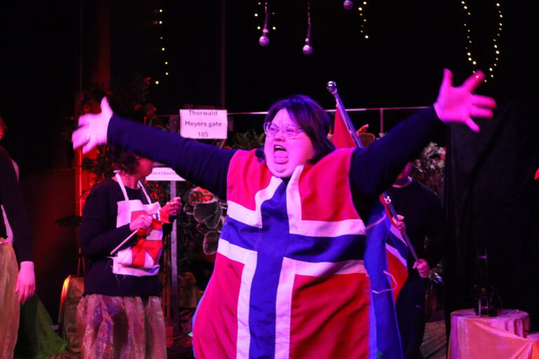 Silje Tollefsbøl er klar for å gå på scenen og briljere med låta 