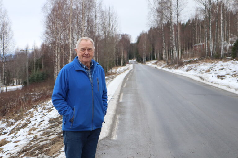 Eldrerådet i Kongsvinger, her representert ved leder Arne L. Hanestad foreslår at kommunestyret skal vedta å bruke 300.000 kroner til en ukentlig bussavgang mellom Lundersæter-Kongsvinger og Austmarka-Kongsvinger.