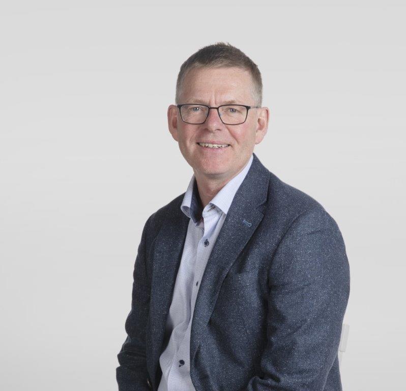Jon Kristiansen mener utbygging av kraft i Norge står nærmest stille.