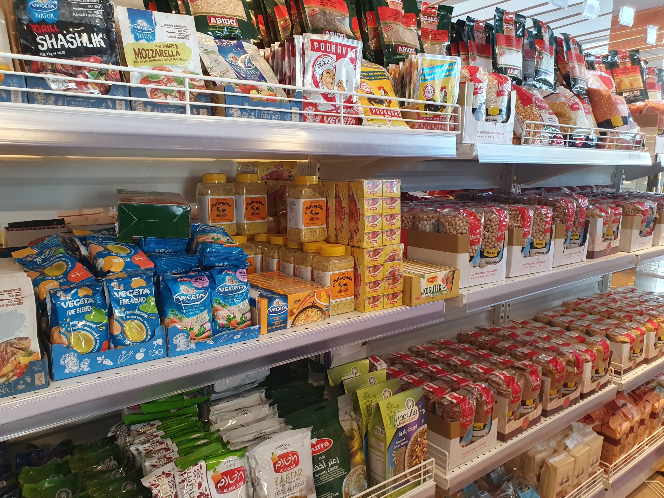 Han ønsker å tilby innbyggere i Kongsvinger smaken av verden – rett i handlekurven.