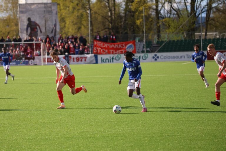 Daniel Job stopper ikke å score for KIL.