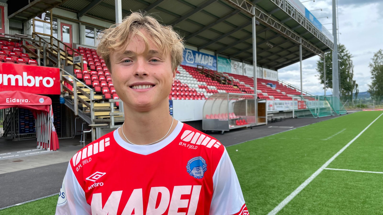Helt siden han kom har KIL vært klar på at Rasmus Opdal Christiansen er en spiller de har hatt troen på. Her fra da han signerte.