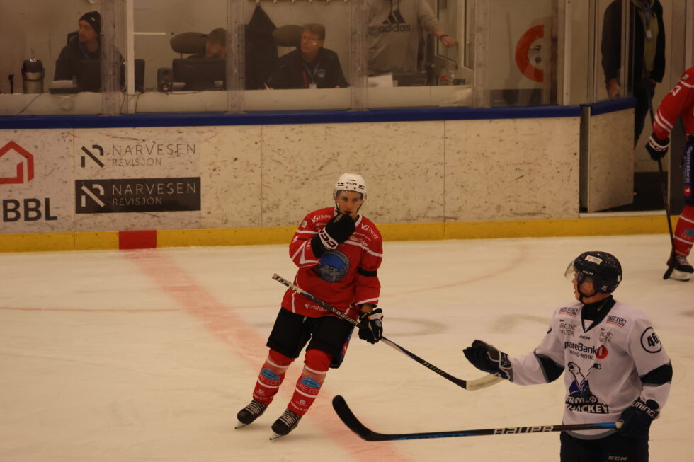 Marcus Rønning var på utlån til KIL Ishockey i seks matcher i forrige sesong. Nå blir han en fast del av laget.