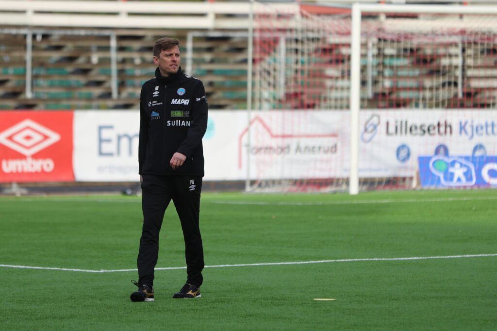 Det ville seg ikke for trener Johan Wennberg og resten av KIL-troppen borte mot Stabæk søndag.