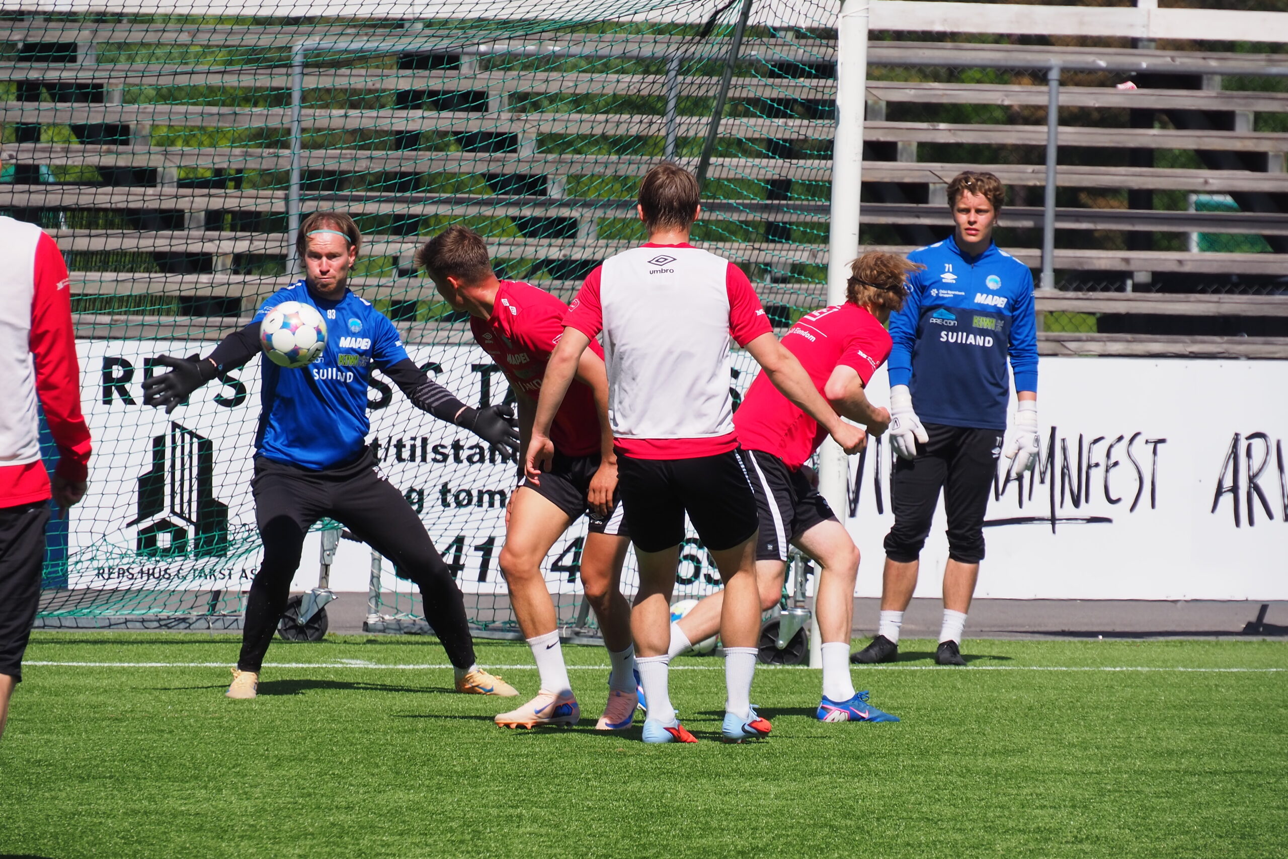 KILs keeper Aleksej Gorodovoj spisser formen fram mot Åsane kampen.