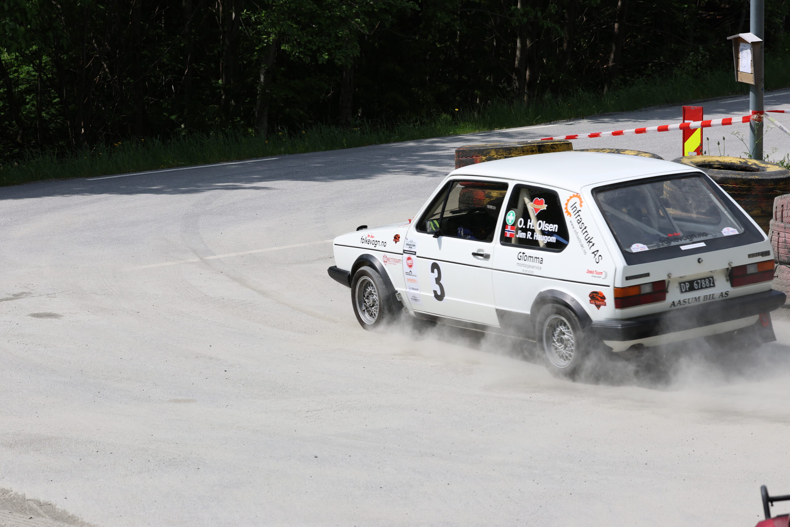 Festningsløpet 2026: Ole Henry Olsen fra KNA Kongsvinger i sin Volkswagen Golf GTI.