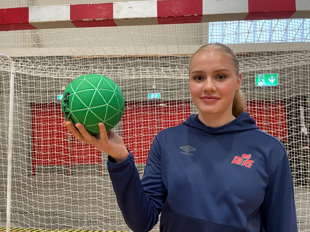 Mali Halldorsson fra Kongsvinger er tatt ut i troppen som skal spille Scandinavian Open Championship i Danmark og til Junior-VM i håndball i Kina senere i juni.