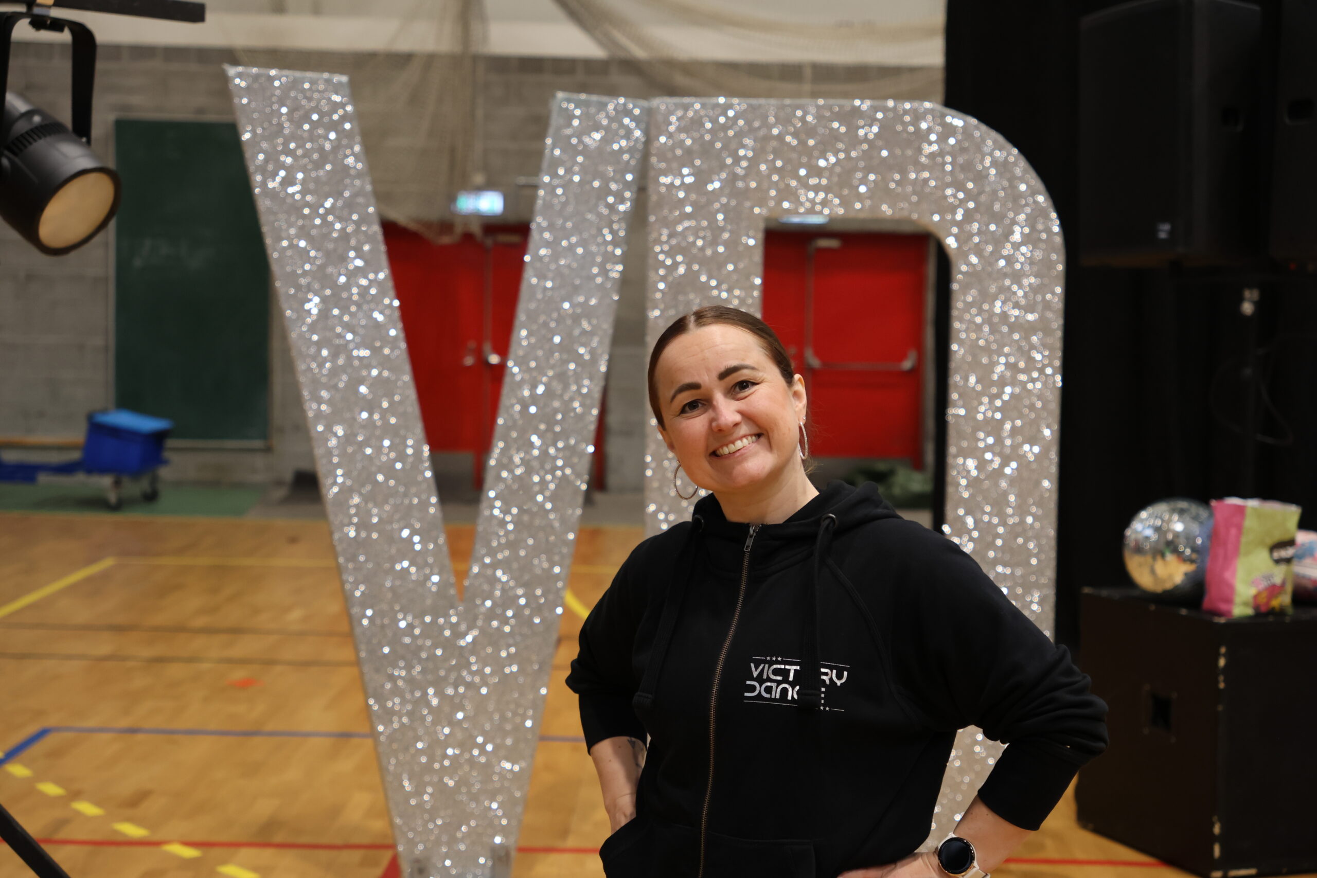 Ida Craig, sportslig- og daglig leder i Victory Dance hadde med seg 380 danseelever til Storhallen i Kongsvinger lørdag for å holde vårshow.